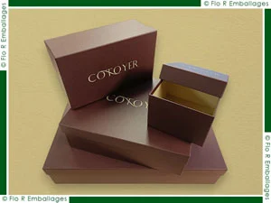 Miniature du coffret carton pour maroquinerie de luxe, idéal pour sacs, portefeuilles et accessoires, fabrication sur-mesure