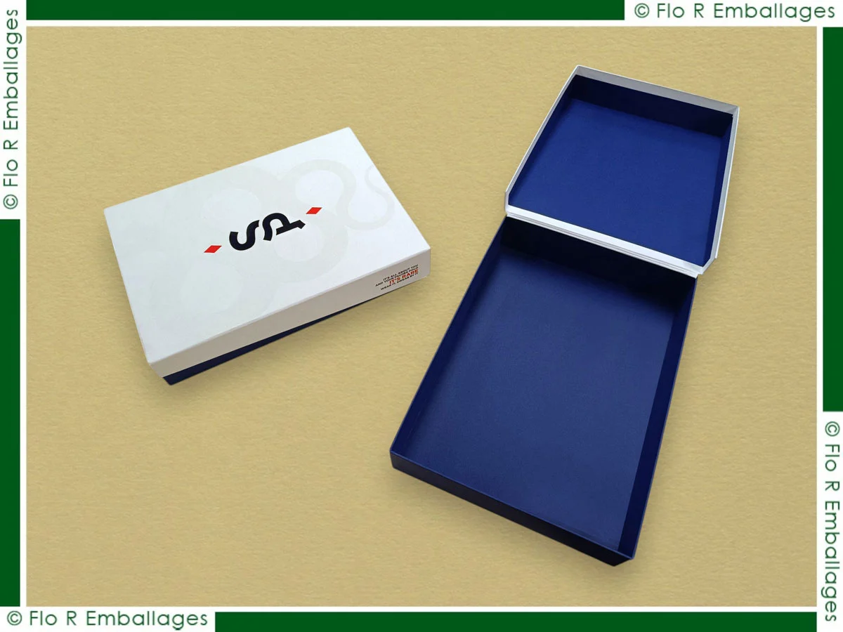Coffret carton haut de gamme pour vêtements et accessoires